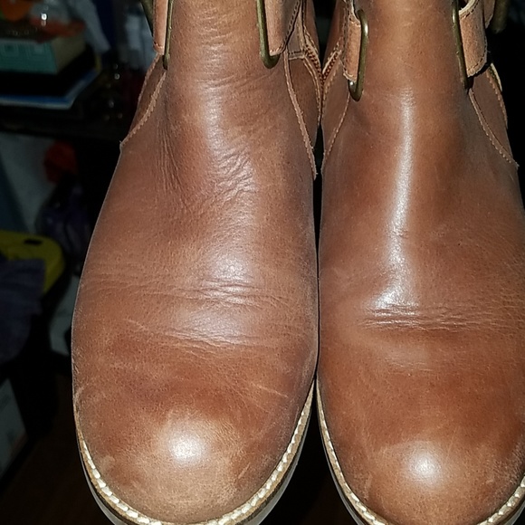 U GETTIN THE BOOTS AND A NICE BAG 🎒 - Picture 3 of 8